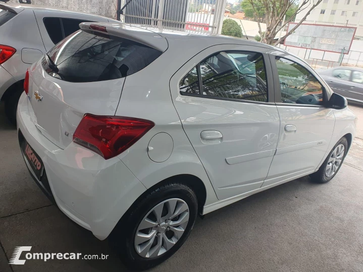 Onix 1.4 Mpfi Lt 8V Flex 4P Automático