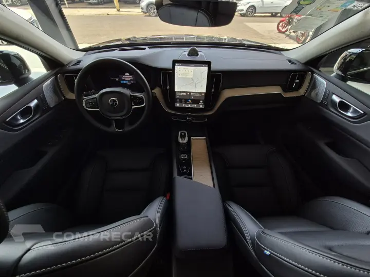 XC60 2.0 T8 PHEV PLUS AWD GEARTRONIC