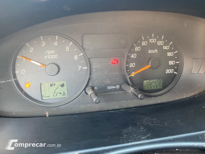 COURIER 1.6 L 8V
