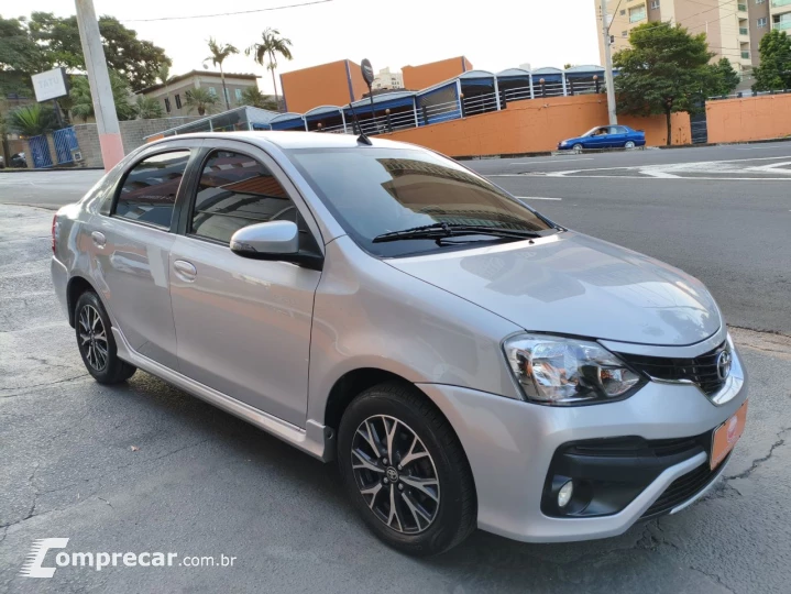 Etios Sedan 1.5 16V 4P FLEX PLATINUM AUTOMÁTICO