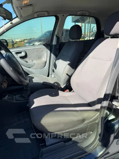 CORSA 1.4 MPFI Premium Sedan 8V