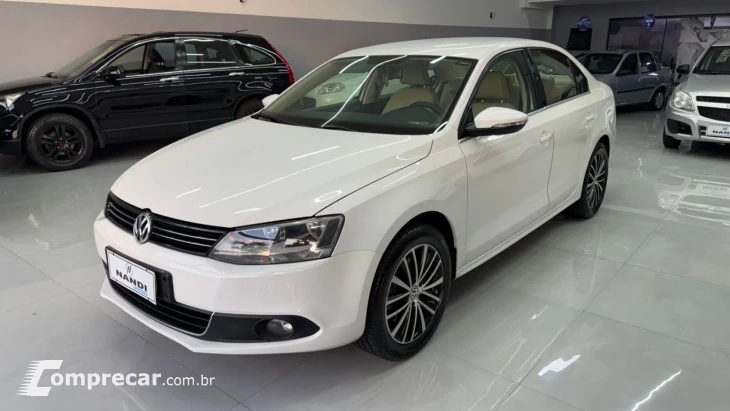 JETTA Highline 2.0 TSI 16V 4p Tiptronic