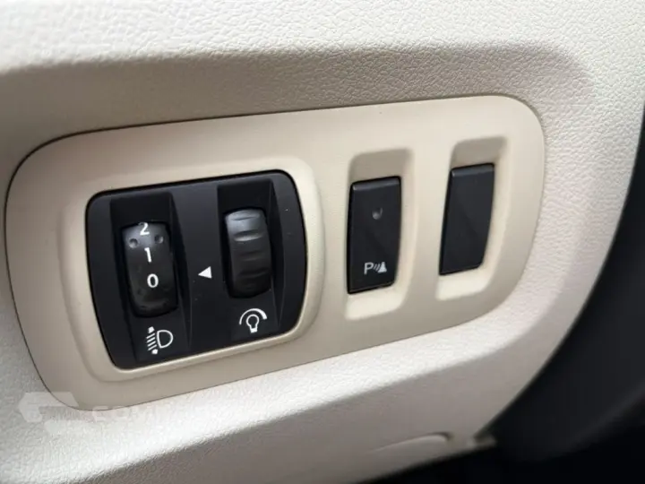 CAPTUR 1.6 16V SCE FLEX INTENSE X-TRONIC