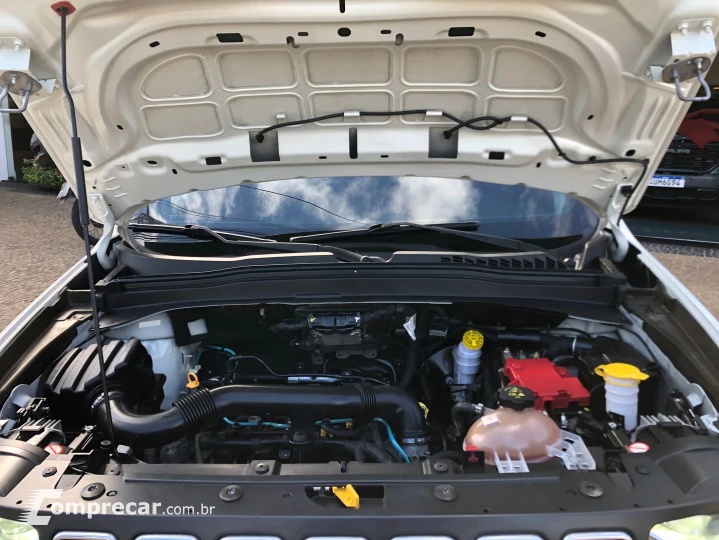 Renegade 1.8 16V Flex Longitude 4P Automático