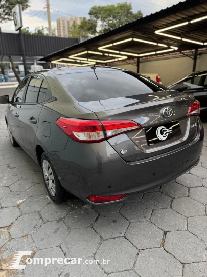 YARIS 1.5 16V Sedan XL
