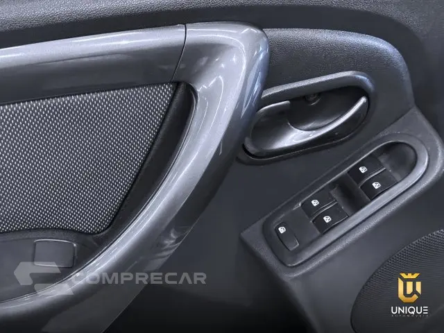 DUSTER - 1.6 DYNAMIQUE 4X2 16V 4P MANUAL