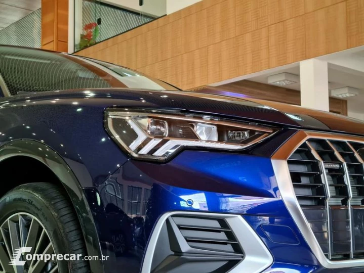 Q3 PERFORMANCE 2.0 TFSI QUATTRO