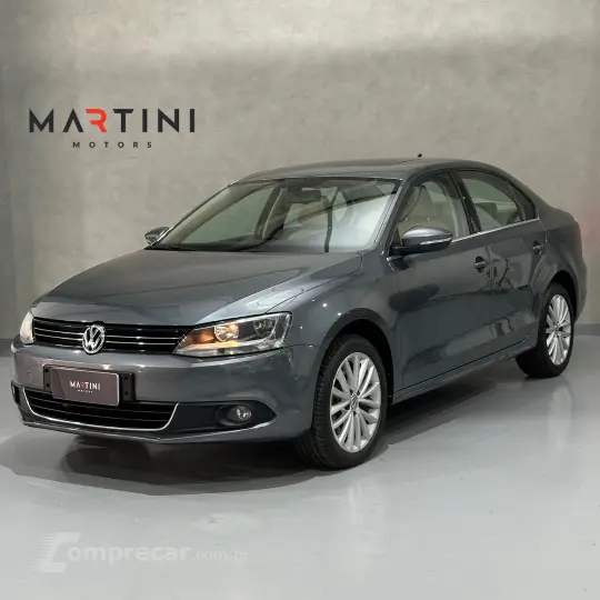 JETTA Highline 2.0 TSI 16V 4p Tiptronic