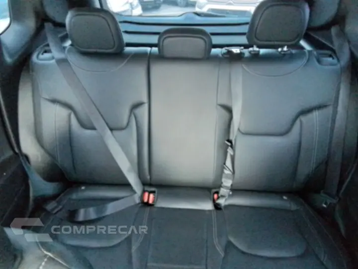 RENEGADE 1.3 T270 TURBO FLEX LONGITUDE AT6