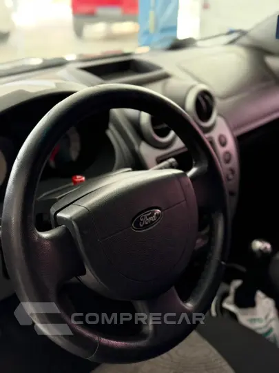 FIESTA 1.6 MPI Class Sedan 8V