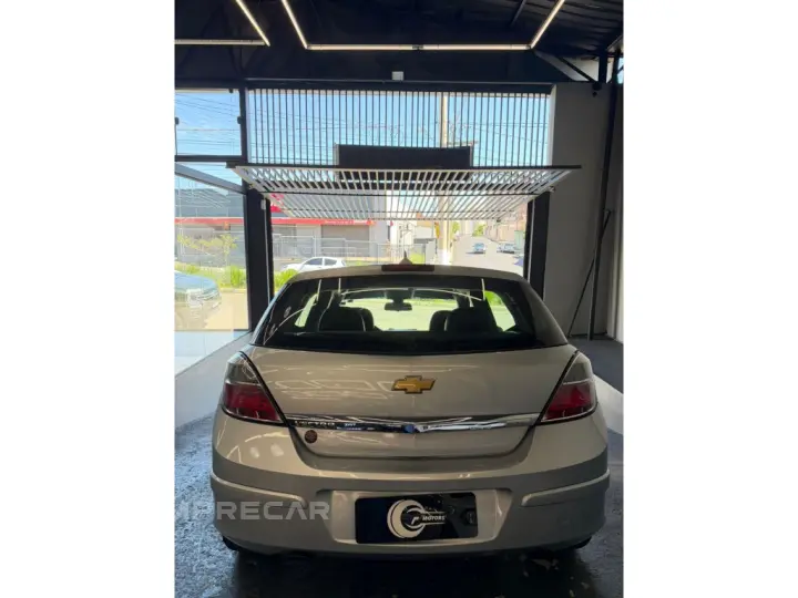 VECTRA 2.0 MPFI GT-X HATCH 8V FLEX 4P AUTOMÁTICO