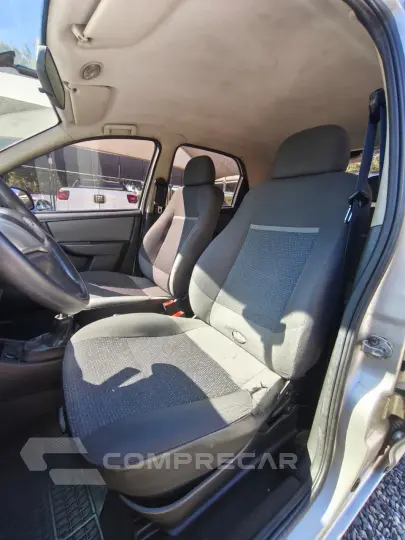 CELTA 1.0 MPFI LT 8V