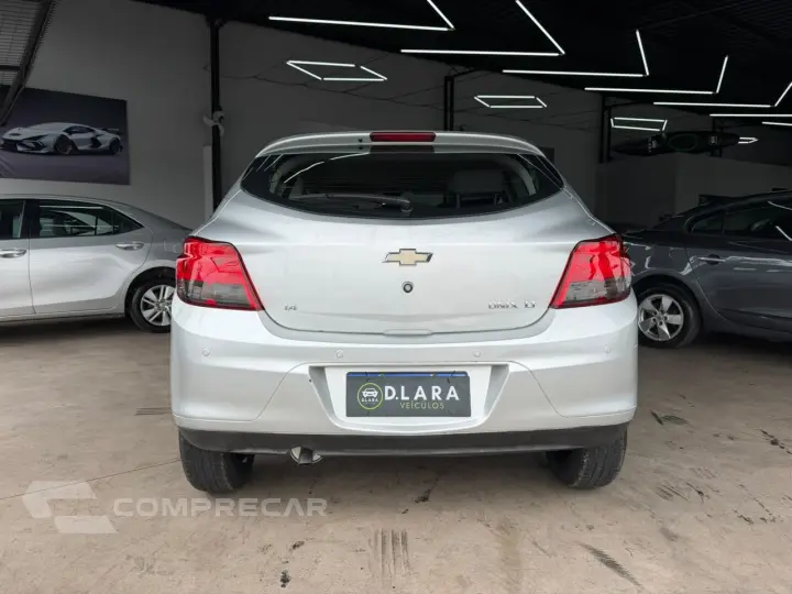 Onix LT 1.4 2013