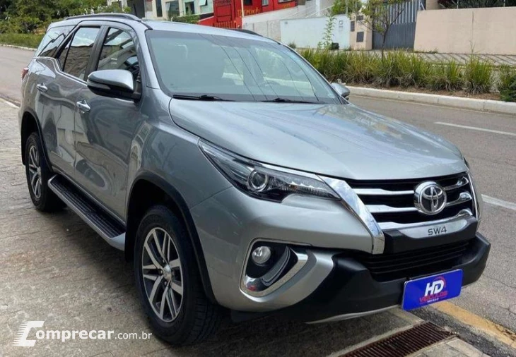 HILUX SWSRXA4FD