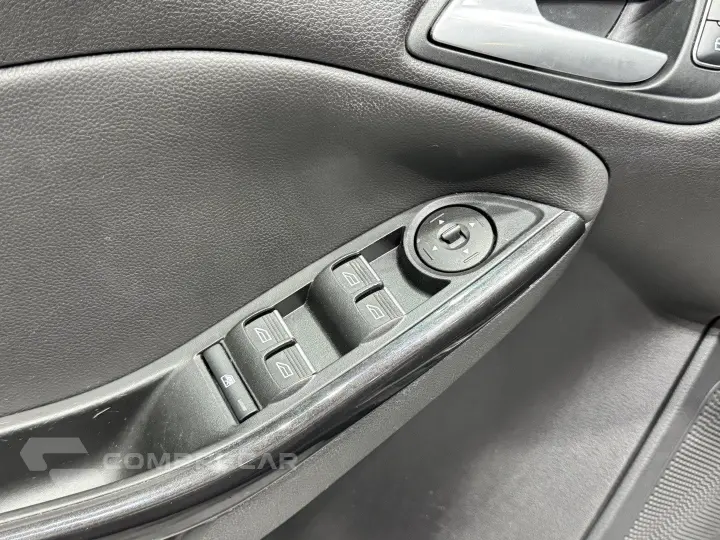 FOCUS 2.0 TITANIUM 16V FLEX 4P POWERSHIFT