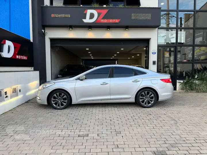 AZERA 3.0 MPFI GLS V6 24V