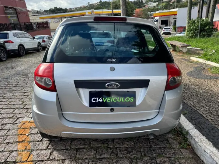 Ka 1.0 8V/1.0 8V ST Flex 3p