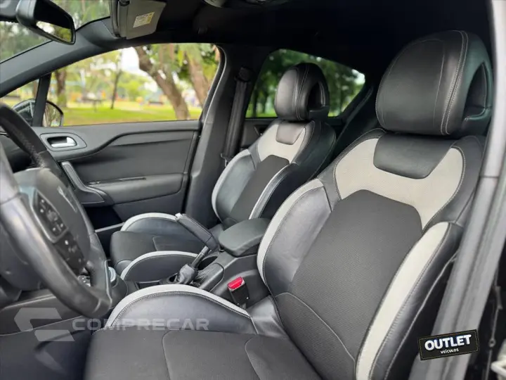 DS4 1.6 THP CHIC 165 16V TURBO GASOLINA 4P AUTOMÁ