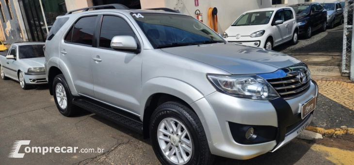 HILUX SW4 2.7 SR 4X2 16V