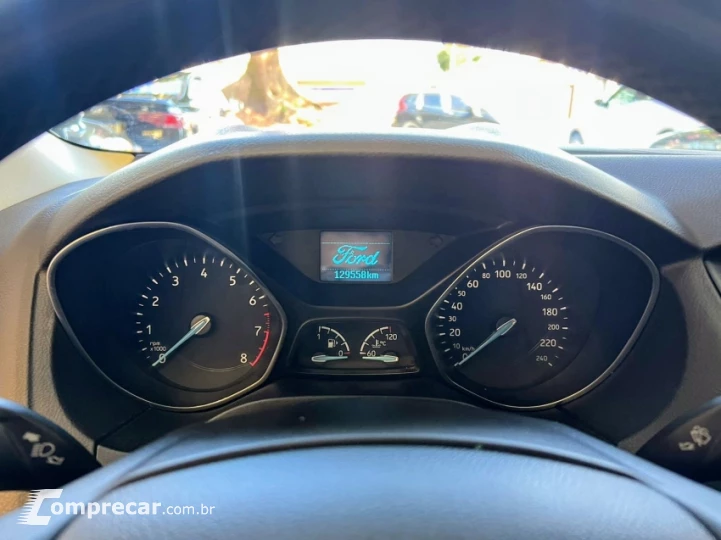 FOCUS 2.0 SE Fastback 16V