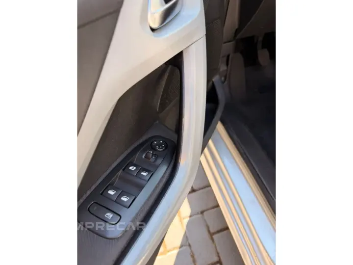 208 1.5 ALLURE 8V FLEX 4P MANUAL