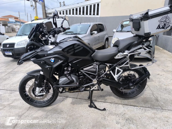 R 1250 GS Premium Triple Black