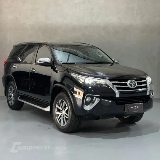 Hilux SW4 SRX 4x4 2.8 TDI 16V Dies. Aut.