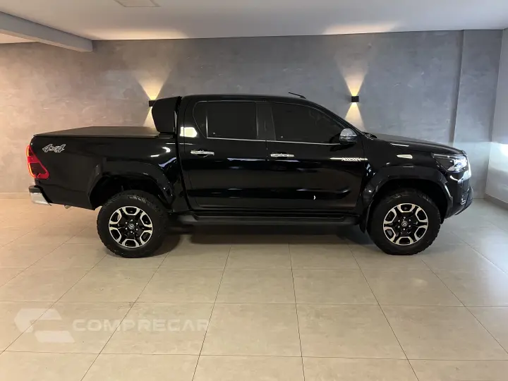 HILUX 2.8 D-4d Turbo CD SRX Plus 4X4