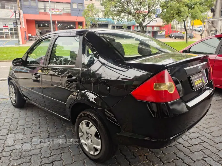 FIESTA 1.6 MPI TREND SEDAN 8V