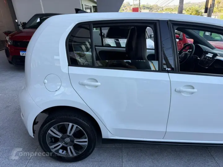 UP 1.0 TSI PEPPER 12V FLEX 4P MANUAL