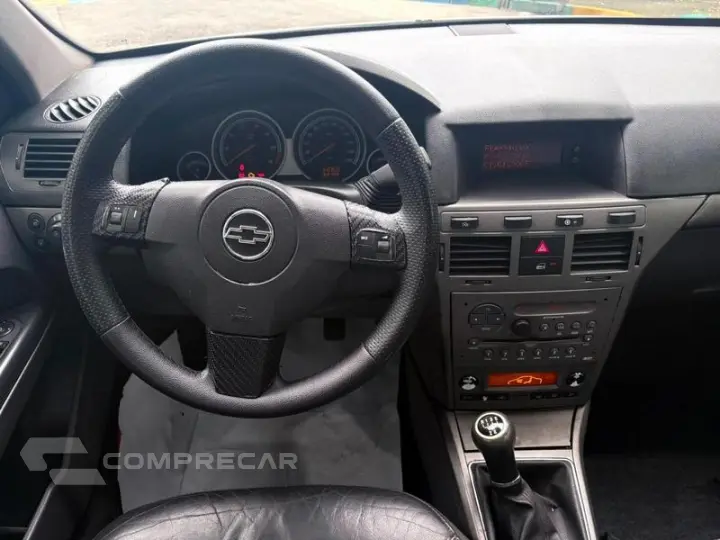 VECTRA HATCH 4P GT-X