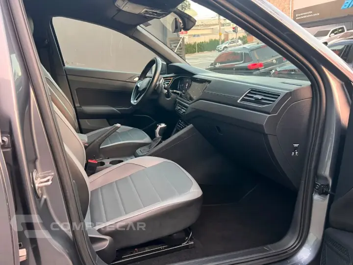 Nivus Highline 1.0 200 TSI Flex Aut.