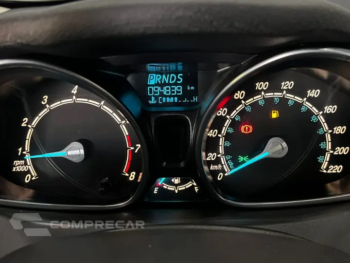 FIESTA 1.6 SE SEDAN 16V FLEX 4P POWERSHIFT
