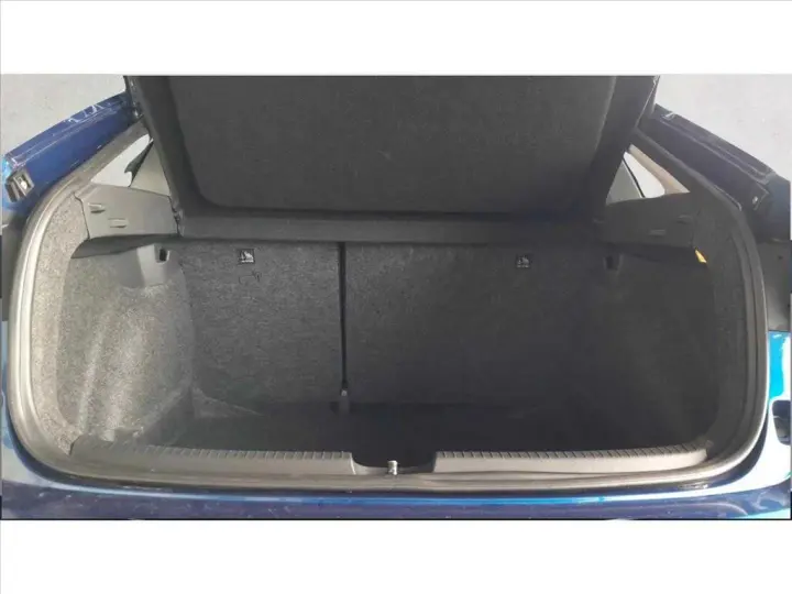 NIVUS 1.0 200 TSI TOTAL FLEX COMFORTLINE AUTOMÁTI