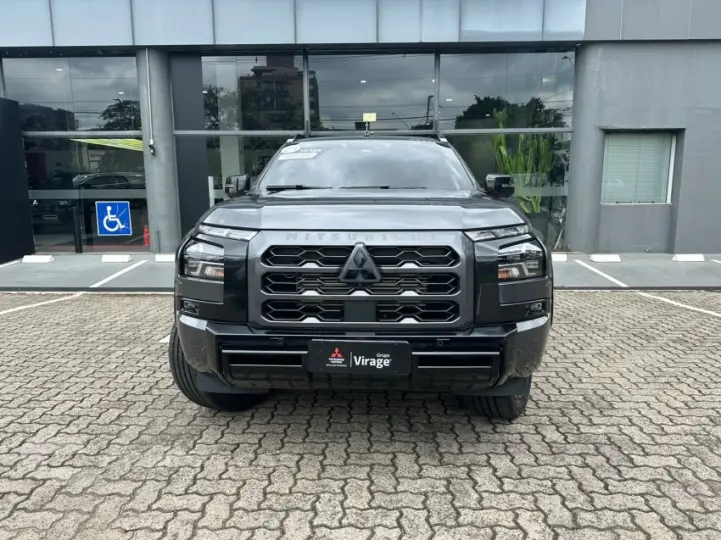 TRITON 2.4 Biturbo CD Katana 4X4