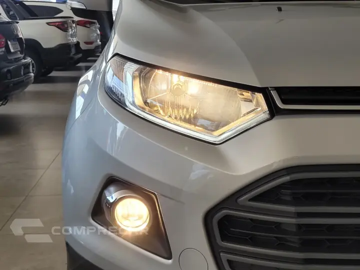 EcoSport TITANIUM 2.0 16V Flex 5p