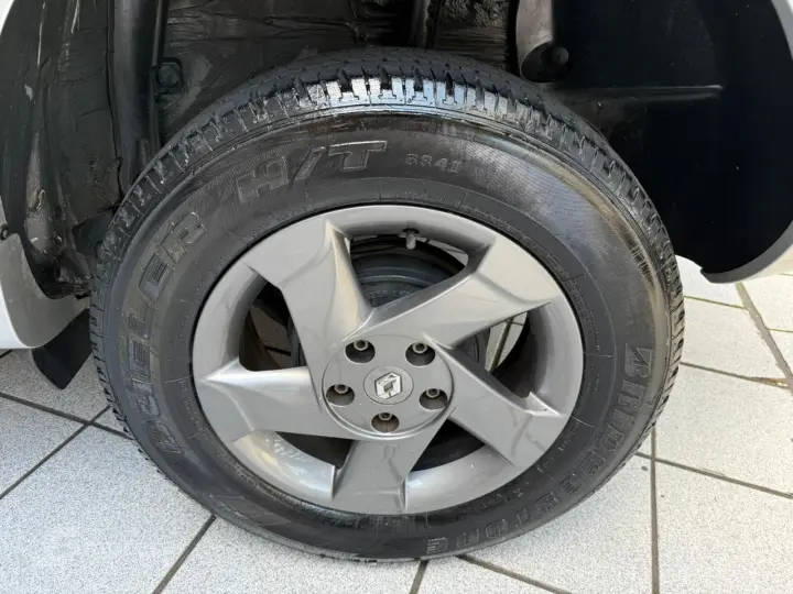 DUSTER 2.0 Tech Road II 4X2 16V