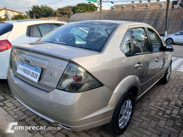 FIESTA SEDAN - 1.6 SE SEDAN 16V 4P MANUAL