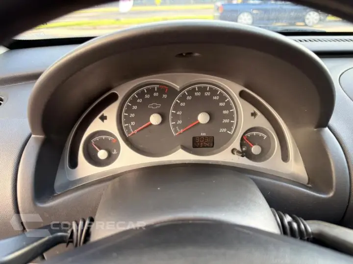 CORSA SEDAN PREMIUM