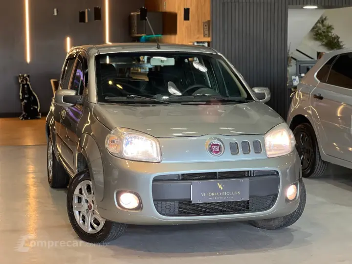 UNO 1.0 EVO VIVACE 8V FLEX 4P MANUAL