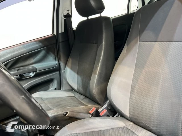 VOYAGE - 1.6 MSI TOTAL TRENDLINE 4P MANUAL