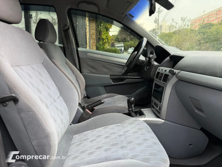 Vectra Elegan. 2.0 MPFI 8V FlexPower Mec