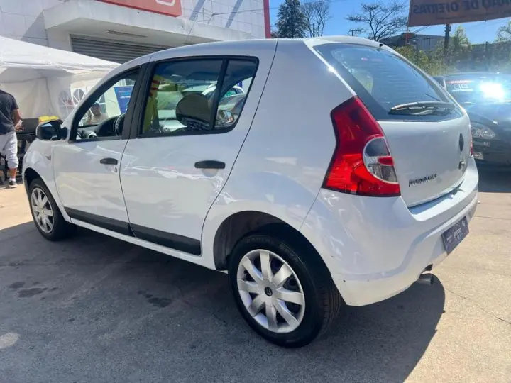 SANDERO EXP1016V
