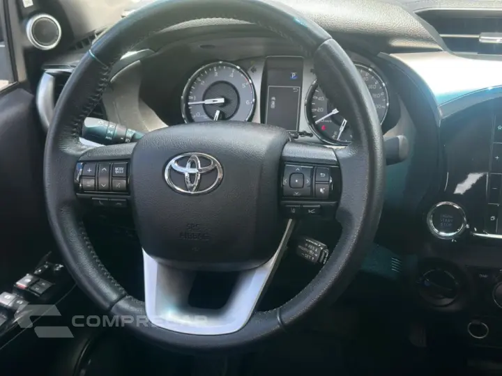 HILUX 2.8 D-4D TURBO DIESEL CD SRX PLUS 4X4 AUTOMÁTICO