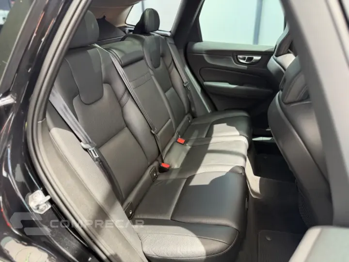 XC 60 T-5 MOMENTUM 2.0 254cv AWD 5p