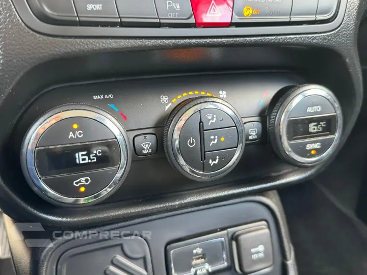 RENEGADE 1.8 16V Longitude