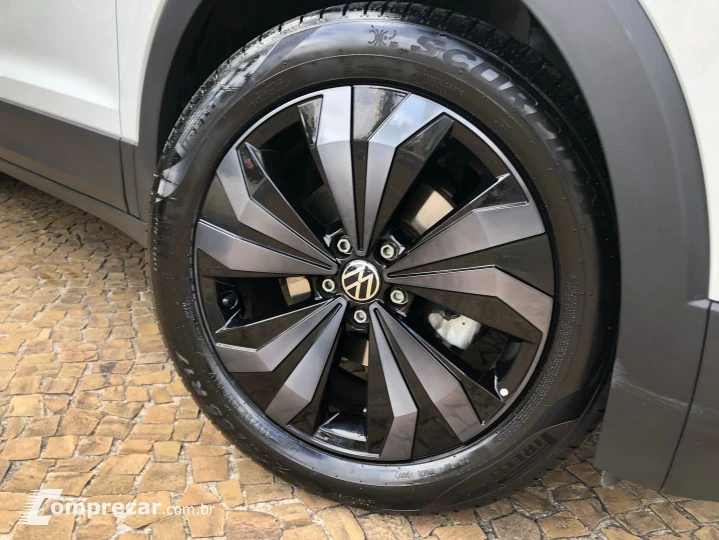 T-Cross 1.4 250 Tsi Total Flex Highline Automático
