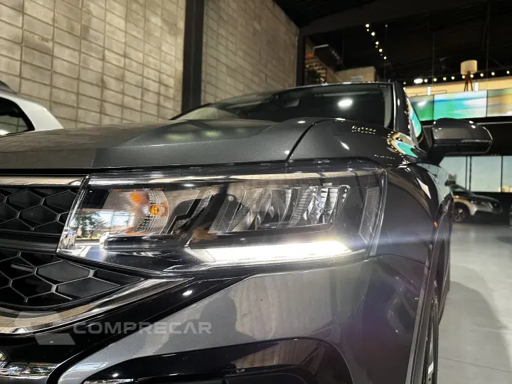 TAOS 1.4 250 TSI TOTAL FLEX COMFORTLINE AUTOMÁTICO