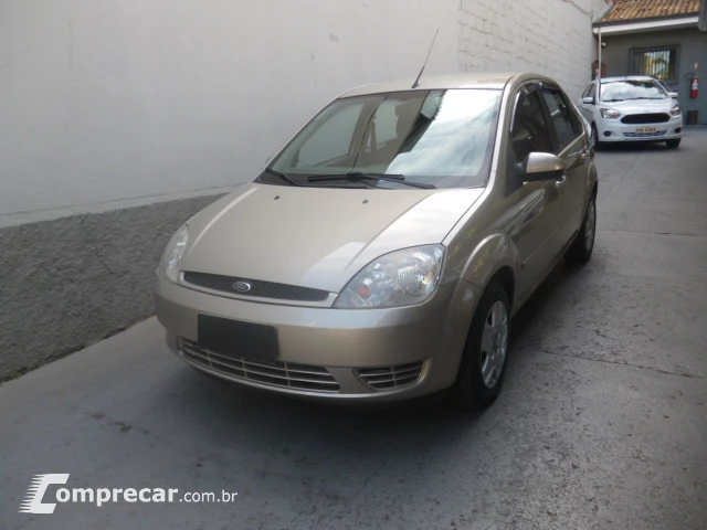 FIESTA 1.6 MPI Class Sedan 8V