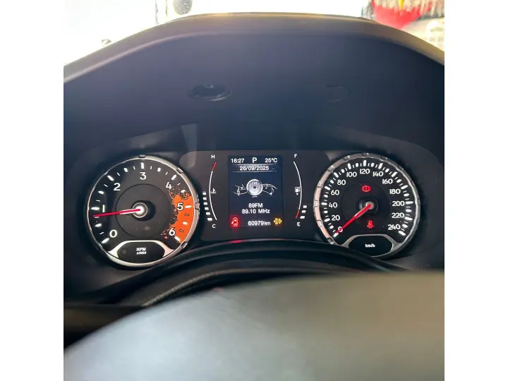 RENEGADE 2.0 16V TURBO DIESEL LONGITUDE 4P 4X4 AUTOMÁTICO